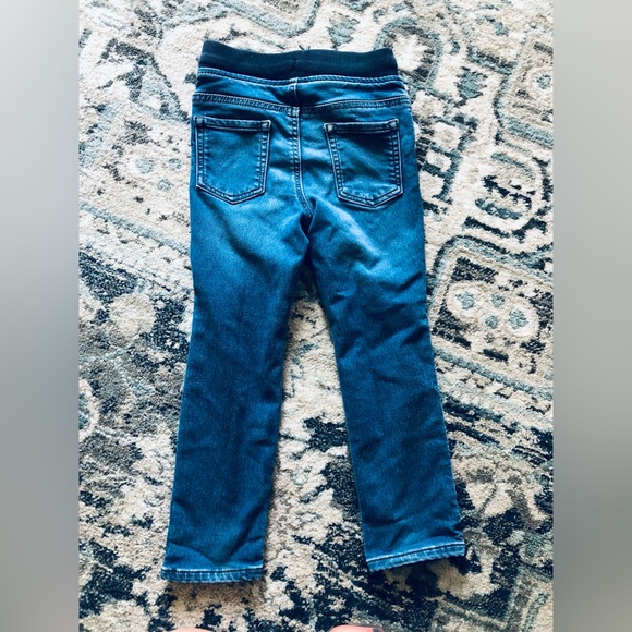 Size 5t toddler boys jeans - Picture 2 of 4